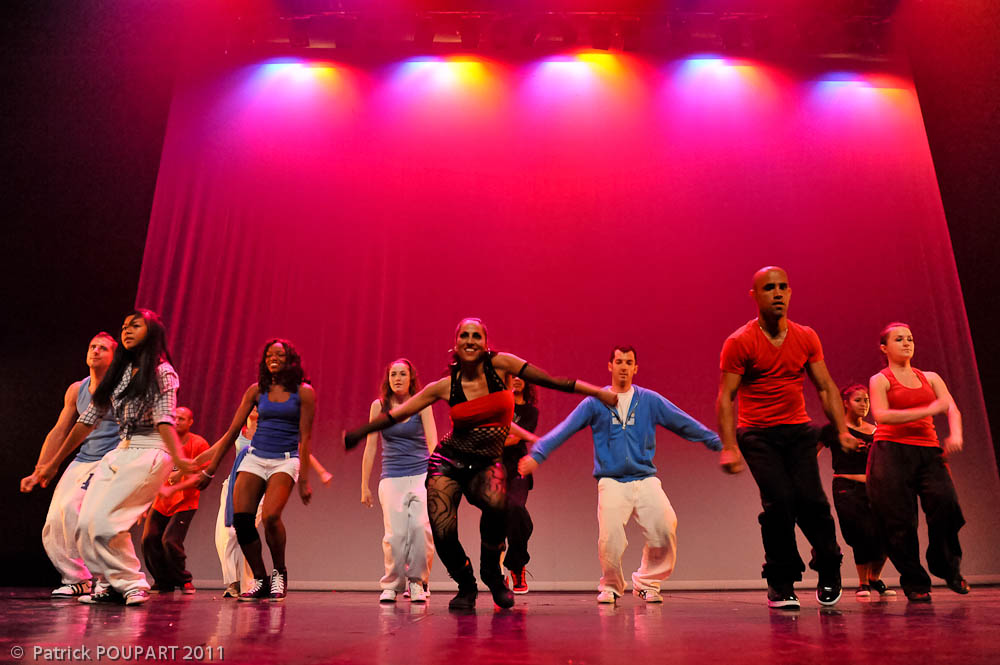 Détails : Centre de danse James carles